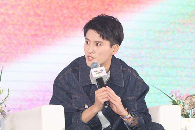充满魅惑的小姨子