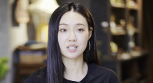 帅哥和美女打扑克