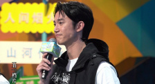 被发现不伦的嫂子吸蜂蜜